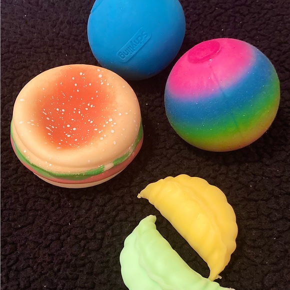 Fidget Toys - Picture 4 of 5